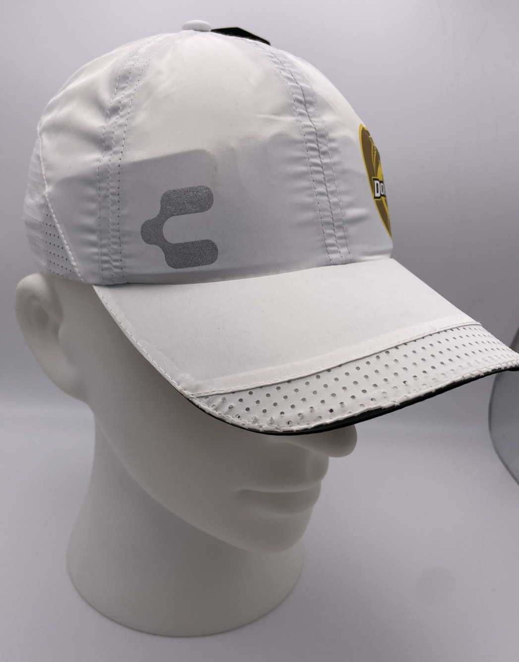 Charly 2018-19 Dorados de Sinaloa Cap / BNWT / White / RRP £15