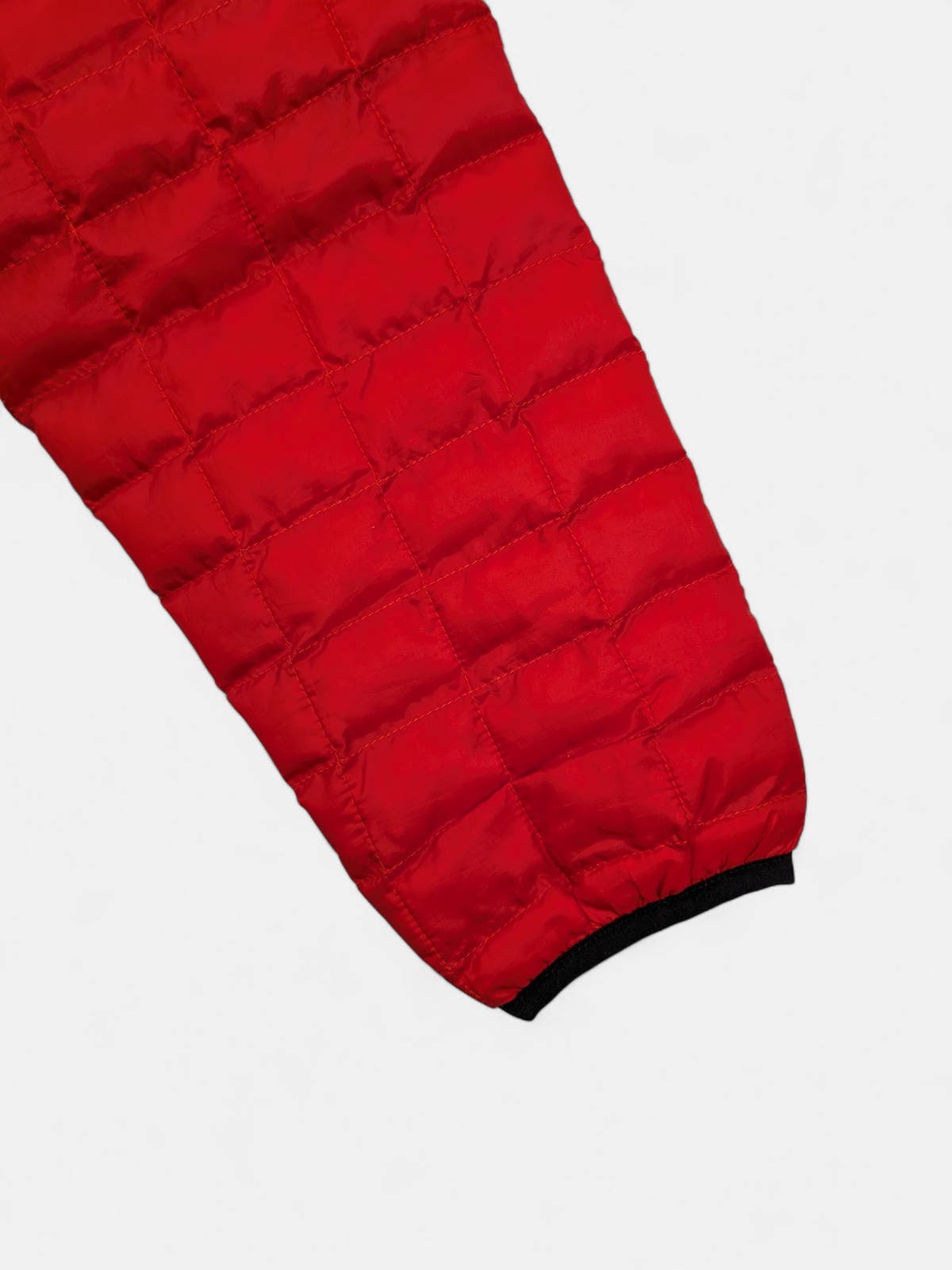 The North Face Womens Thermoball Hooded Puffer Jacket / Red Black / RRP £200