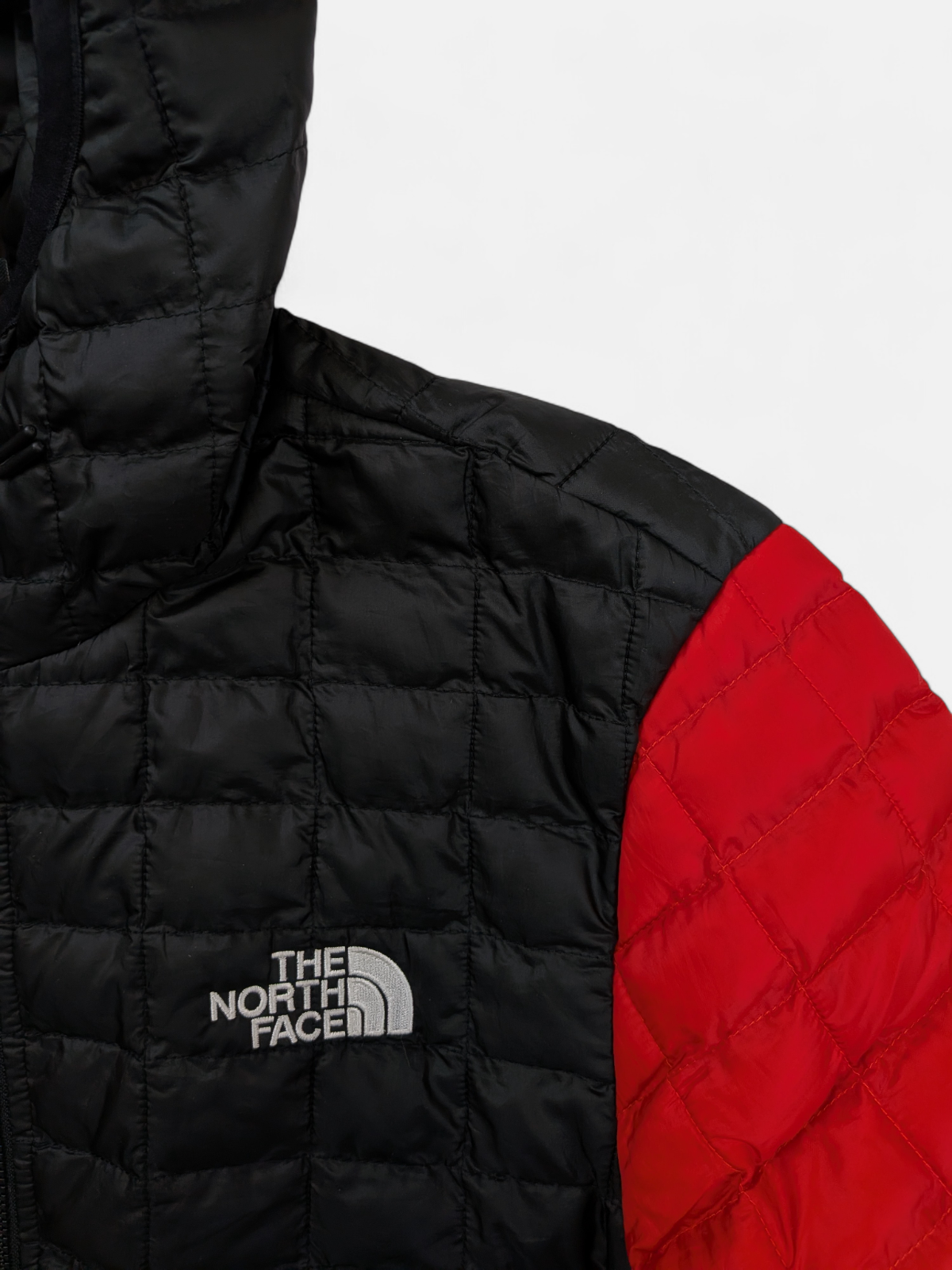 The North Face Womens Thermoball Hooded Puffer Jacket / Red Black / RRP £200