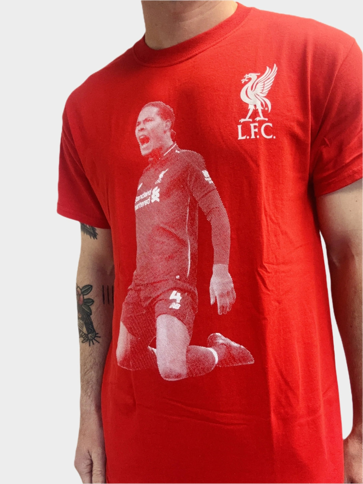 Liverpool Men's Virgil Van Dijk Fan T-shirt / BNWT / RRP £23