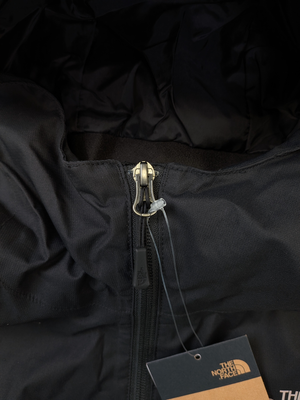 The North Face Womens Lightweight Dryvent Rain Jacket / Black / RRP £155