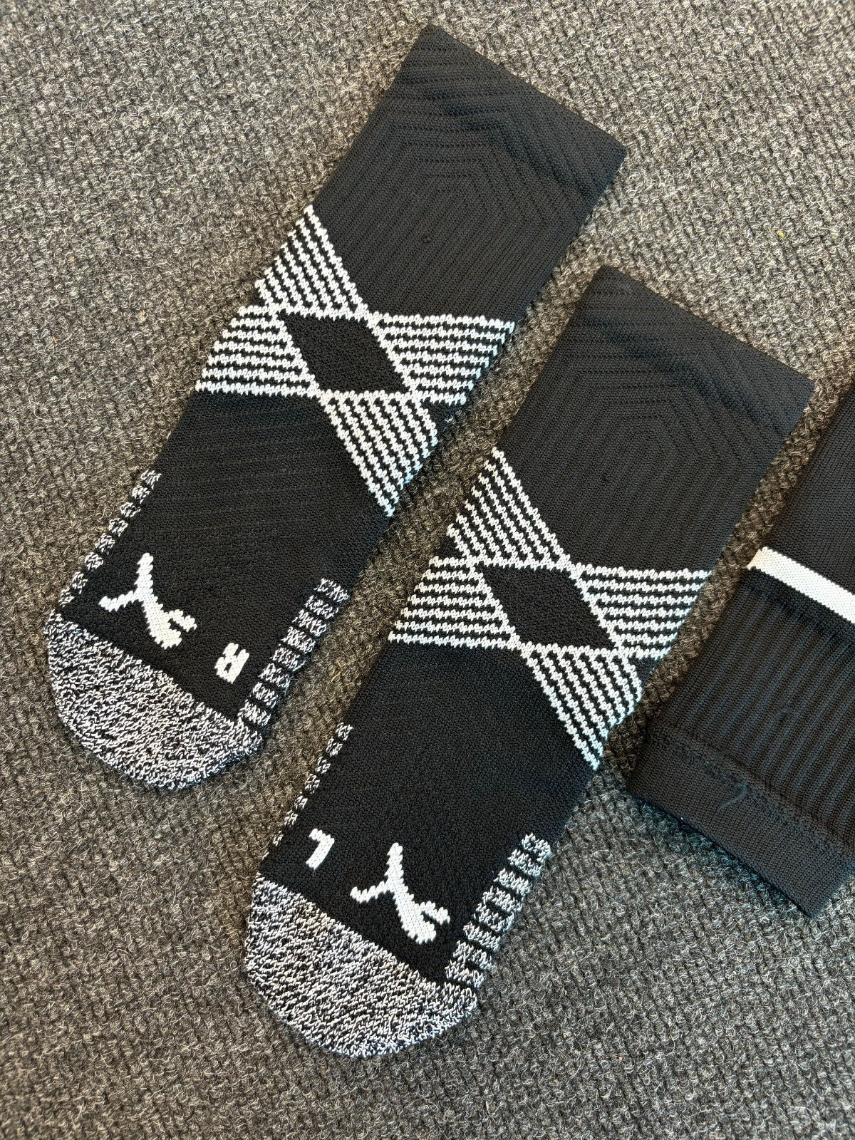 Puma Kids Manchester City 2-IN-1 Football Socks / Black / RRP £16