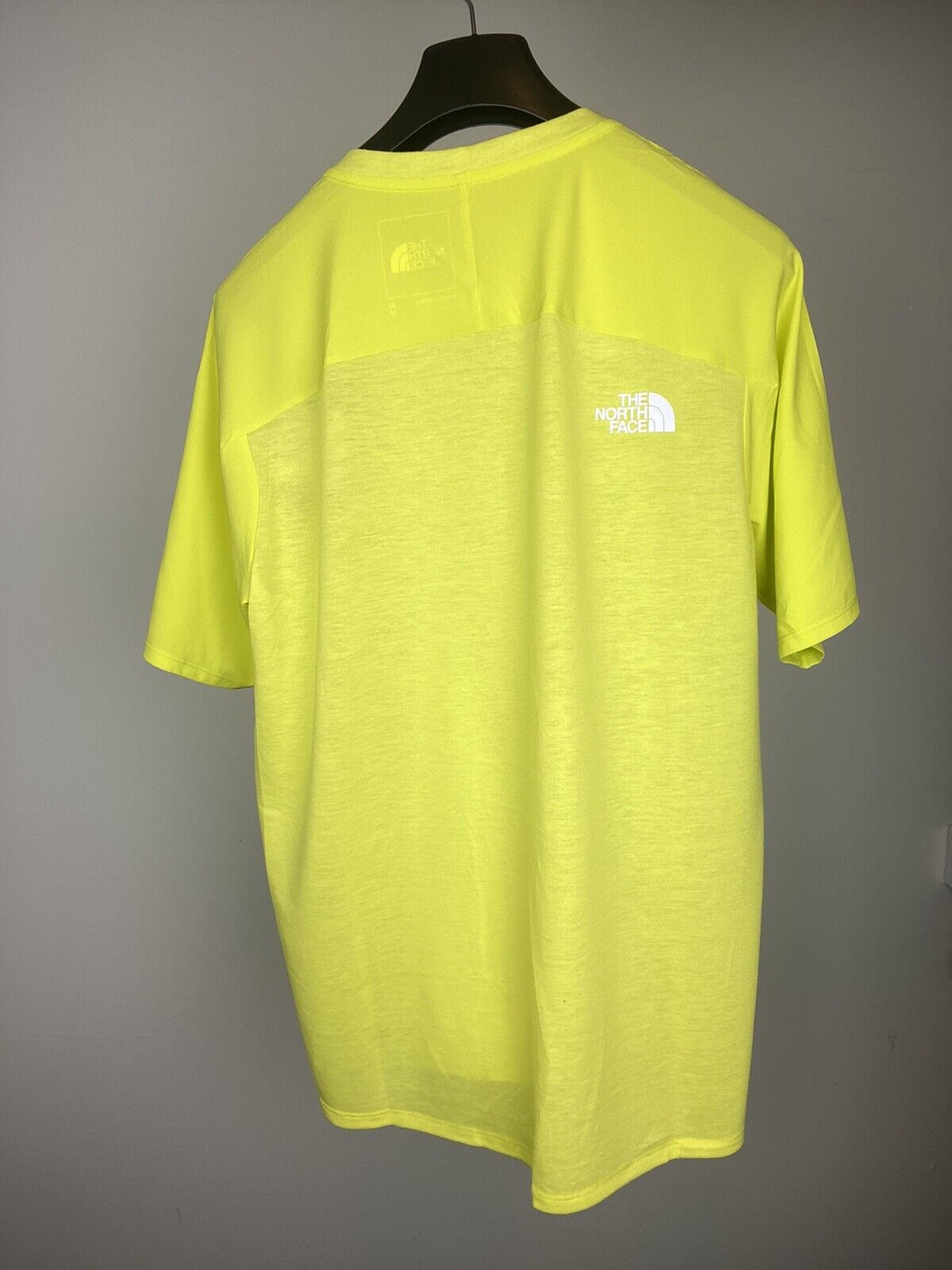 The North Face Advant S/S Athletic T-Shirt / Sulphur Green / BNWT / Medium