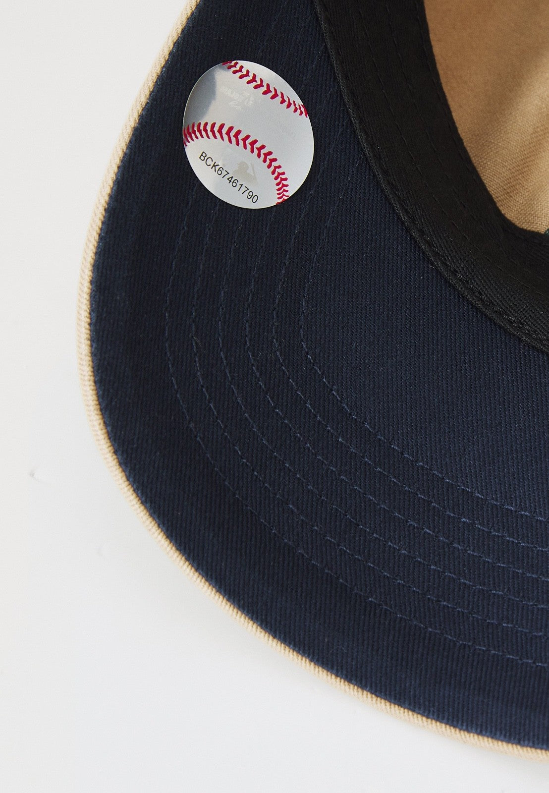 47 Brand New York Yankees Relaxed Clean Up Dad Cap / Khaki Thorn / RRP £33