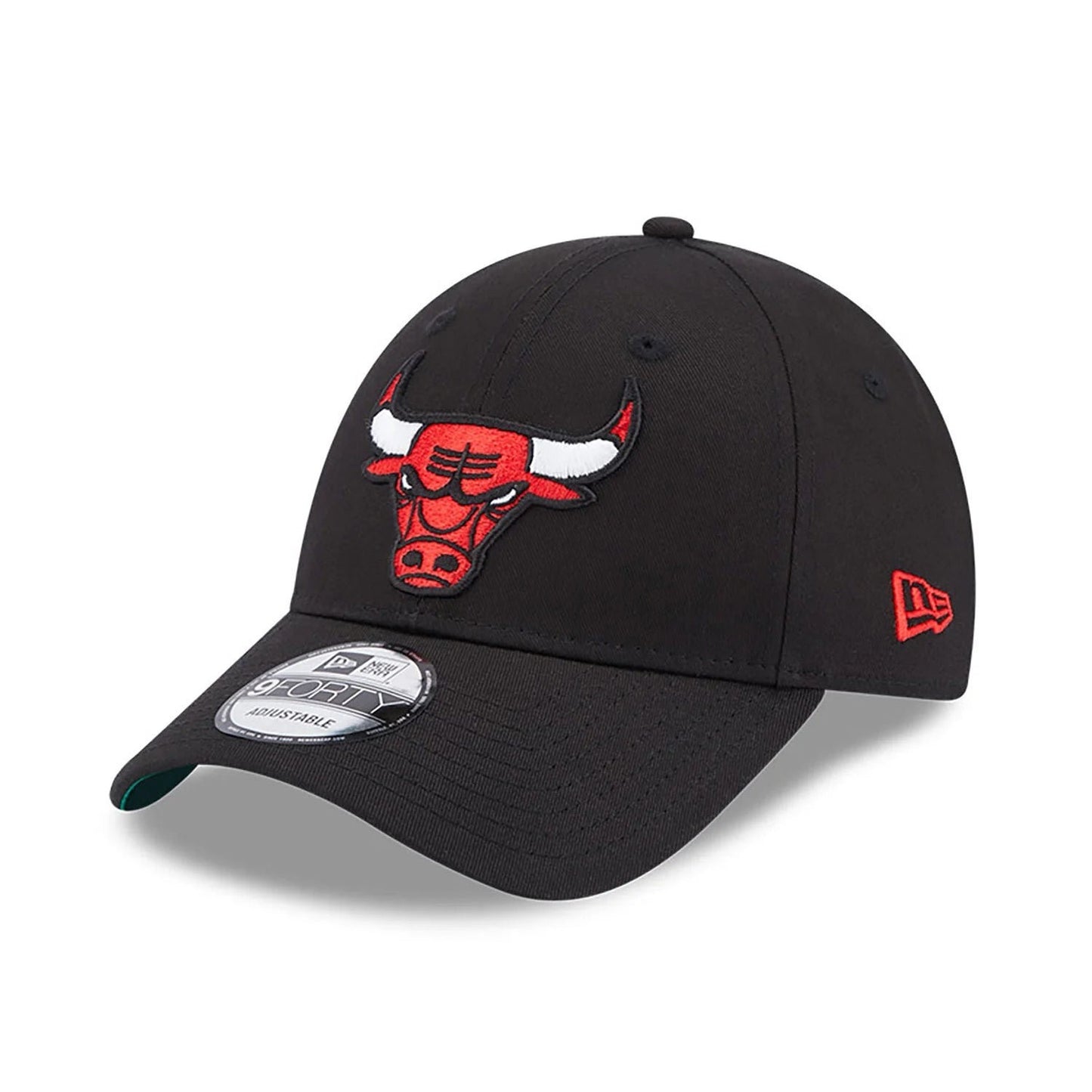 New Era Chicago Bulls Team Side Patch 9Forty Adjustable Cap / Black / RRP £28