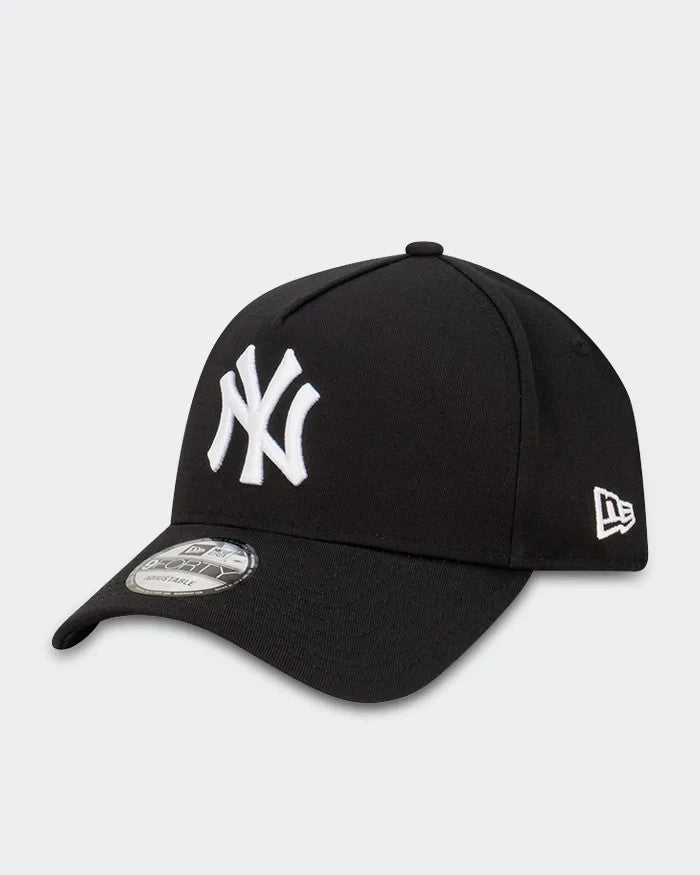 New Era New York Yankees NY MLB 9FORTY A Frame Cap / Black White / RRP £27