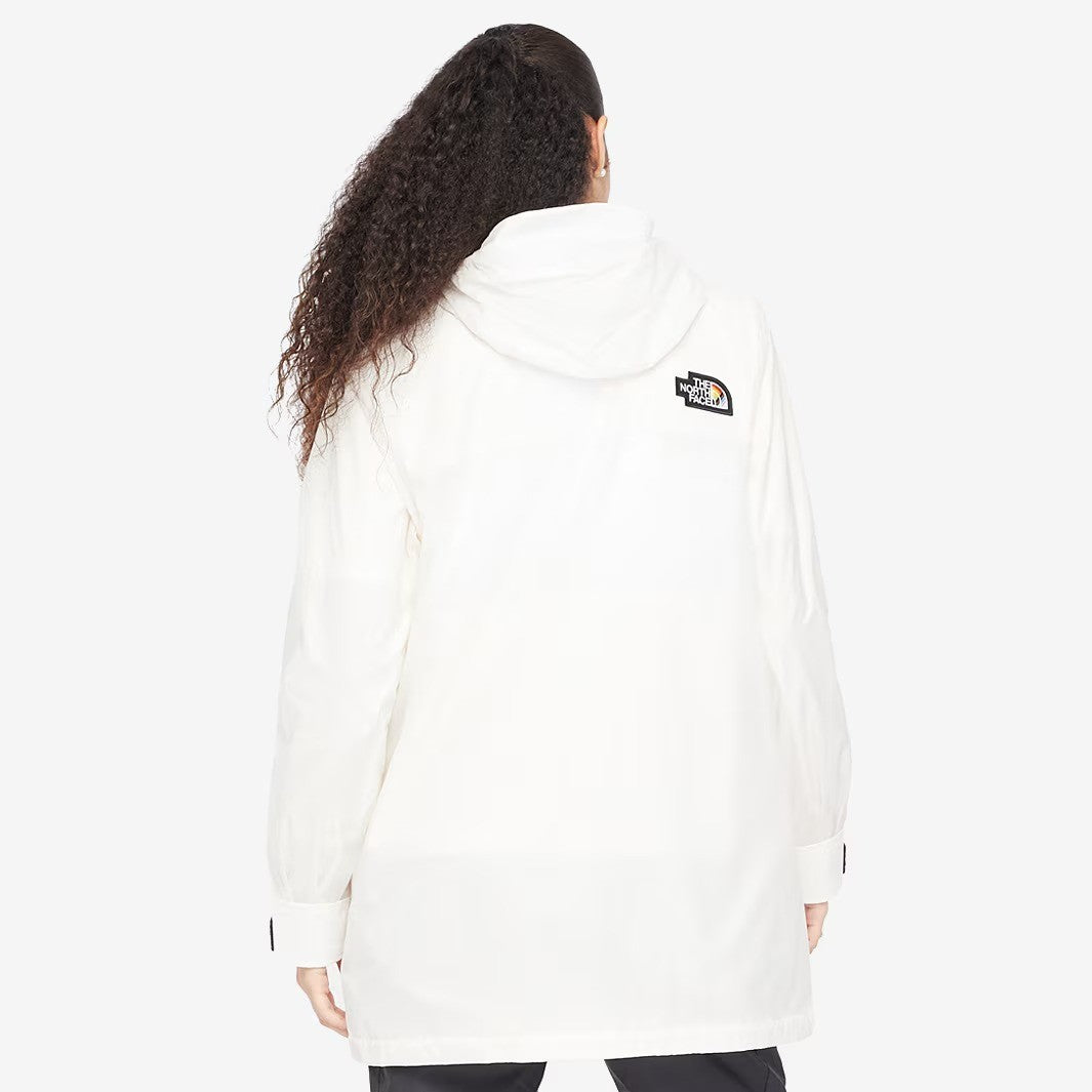 The North Face Womens Outline Jacket / Gardenia White / RRP £135