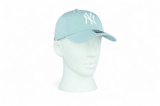 47 Brand New York Yankees Mako '47 Clean Up Cap / Light Blue / RRP £25