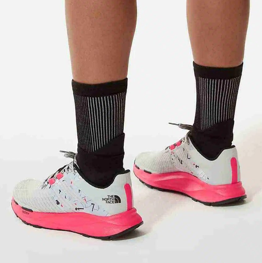 The North Face VECTIV Eminus Shoes - White Trail Marker Print/Brilliant Coral