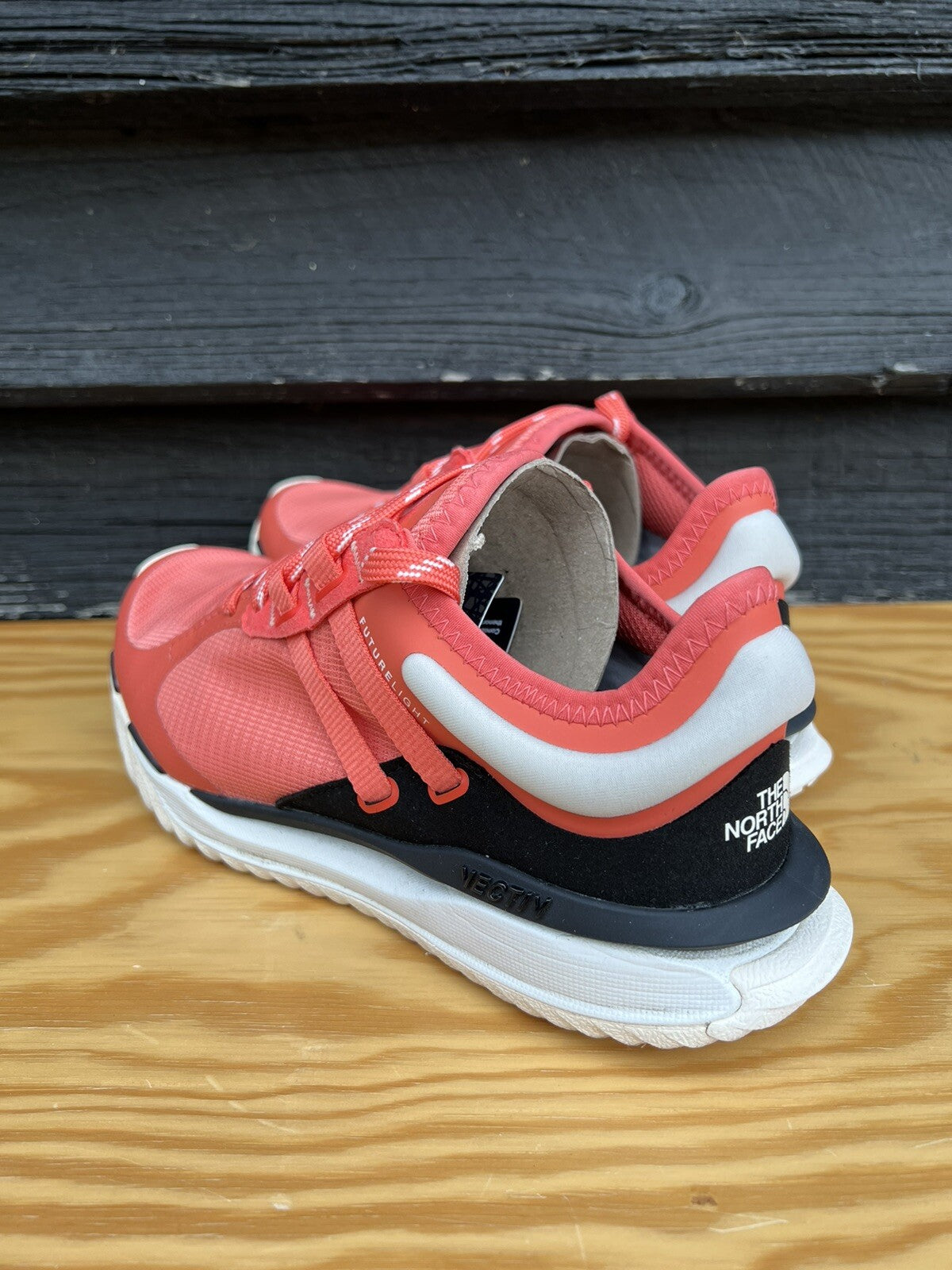 THE NORTH FACE VECTIV ESCAPE FUTURELIGHT SHOE ORANGE UK4 BNIB RRP£145