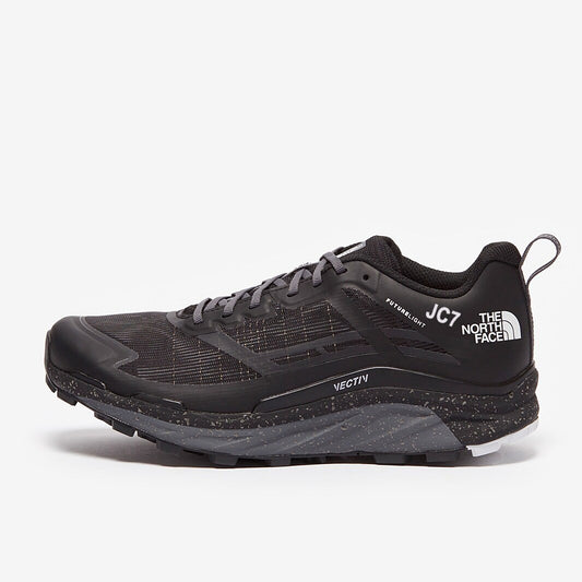 The North Face Mens Vectv Infinite Reflect Trainers / TNF Black / RRP £160