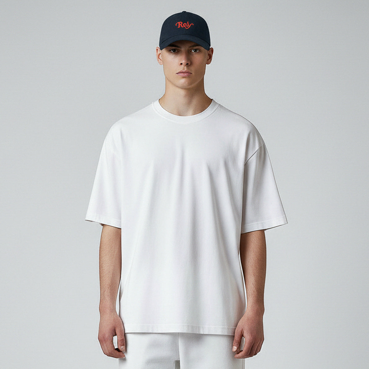 Rey Serif Cap - White